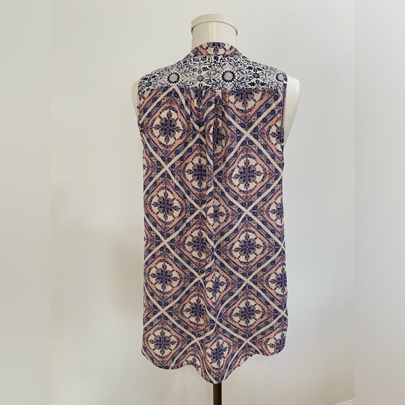 2 for $20 ⚜️Rewind Sleeveless Fractal Tunic Top with Beaded Tassels Size Medium - Picture 2 of 3